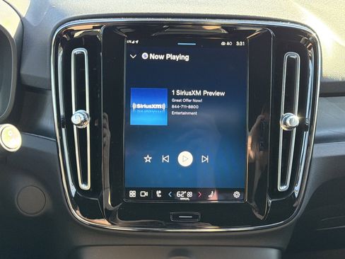 Certified 2023 Volvo XC40 Recharge Ultimate image 23