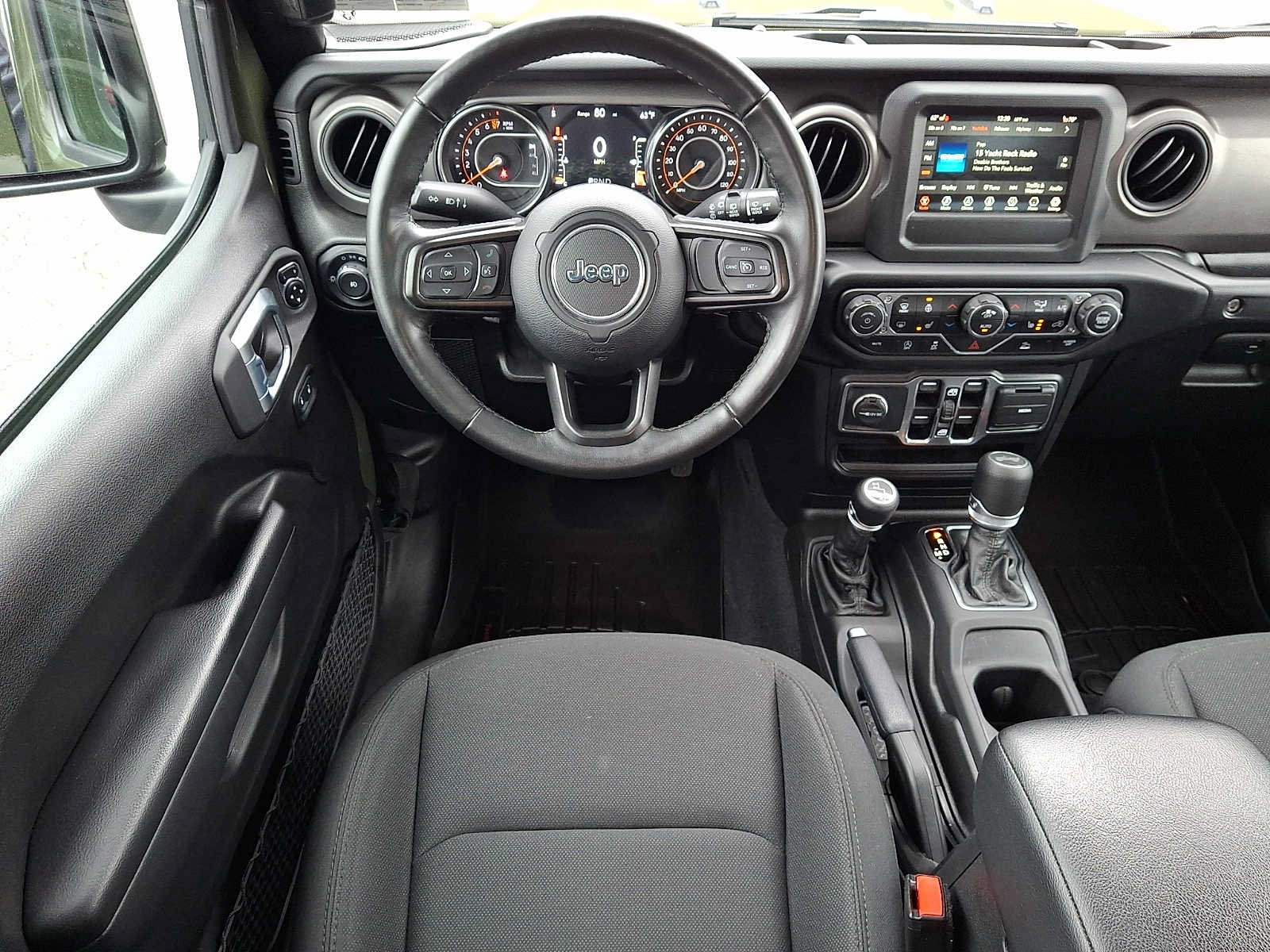 Used 2021 Jeep Wrangler Unlimited Sport AWD/4WD image 11