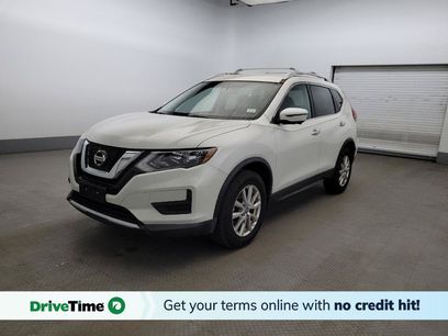 Used 2017 Nissan Rogue SV w/ SV Premium Package