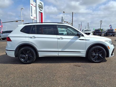 Used 2024 Volkswagen Tiguan SE R-Line w/ MDO Package, Three-Row FWD image 9