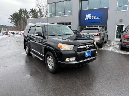 Used 2011 Toyota 4Runner SR5 image 4