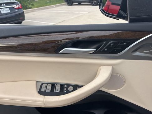 Used 2021 BMW X3 xDrive30e w/ Convenience Package image 16