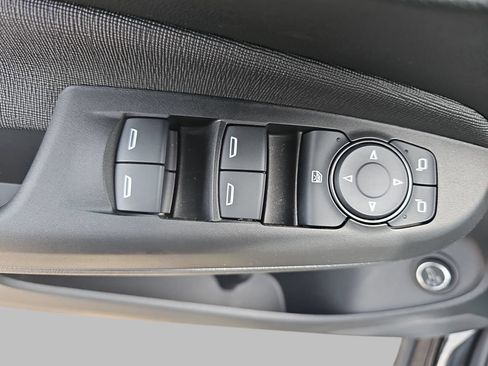 Used 2026 Buick Envista Avenir FWD image 33