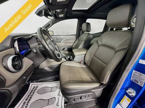 Used 2024 Chevrolet Colorado ZR2 w/ ZR2 Convenience Package III AWD/4WD image 21