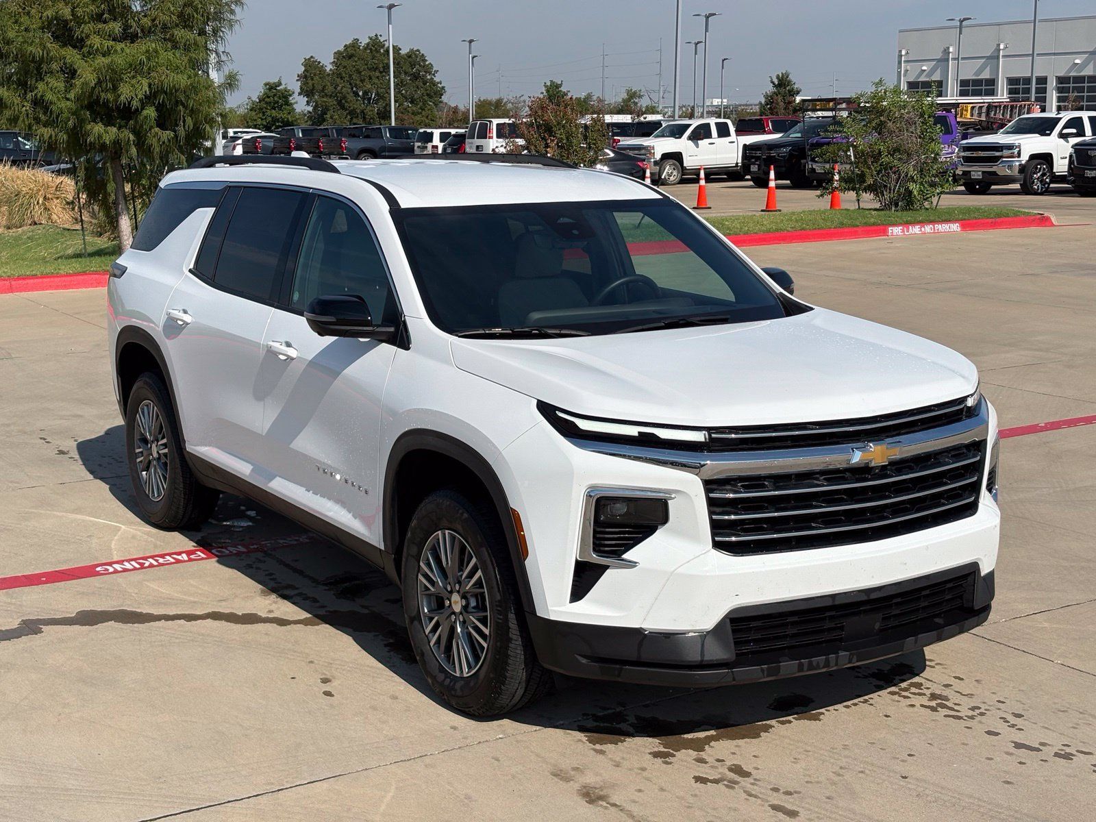 Used 2026 Chevrolet Traverse LT w/ Driver Confidence Package FWD image 11
