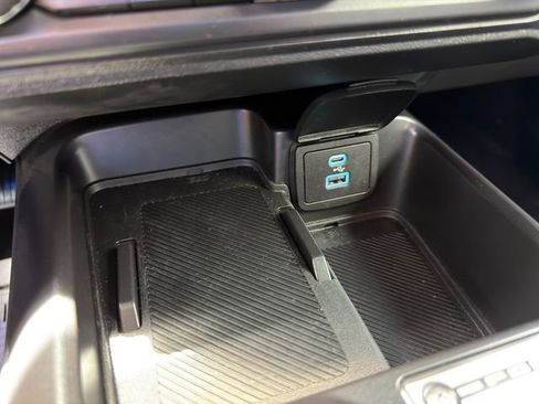 Used 2025 Ford Bronco Outer Banks AWD/4WD image 38