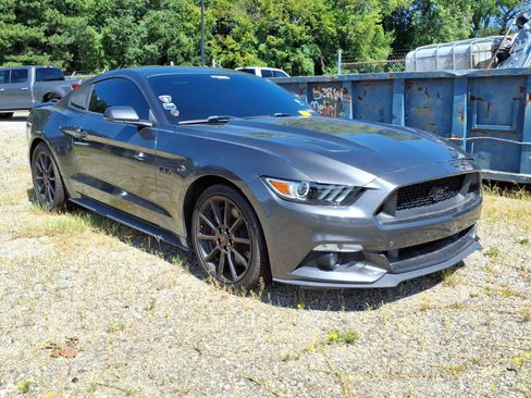 Used 2016 Ford Mustang GT w/ Black Accent Package RWD image 3