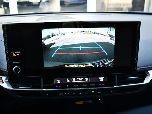 Used 2025 Toyota Sienna XSE image 60