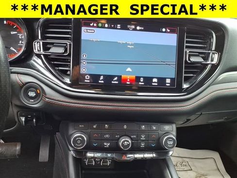 Used 2024 Dodge Durango GT image 16