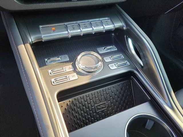New 2024 Lincoln Nautilus Premier w/ Equipment Group 102A AWD/4WD image 8