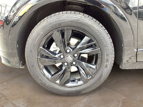 Used 2024 Buick Encore GX Sport Touring FWD image 31