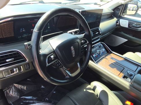 Used 2023 Lincoln Navigator L Black Label AWD/4WD image 13