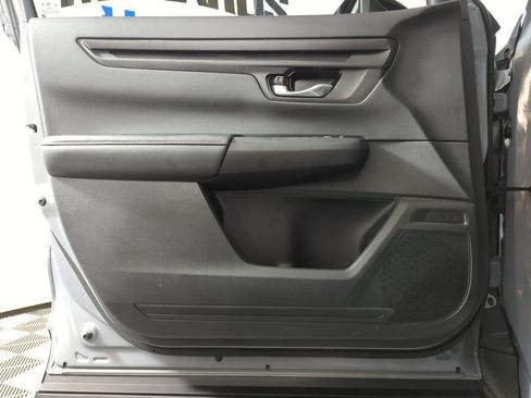 Certified 2026 Honda CR-V Sport image 9