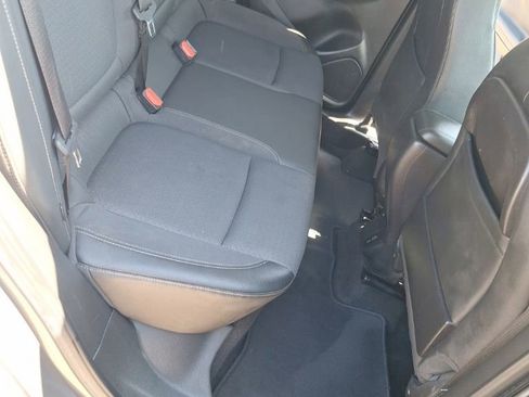 Used 2021 Buick Encore GX Select w/ Sport Touring Package image 19