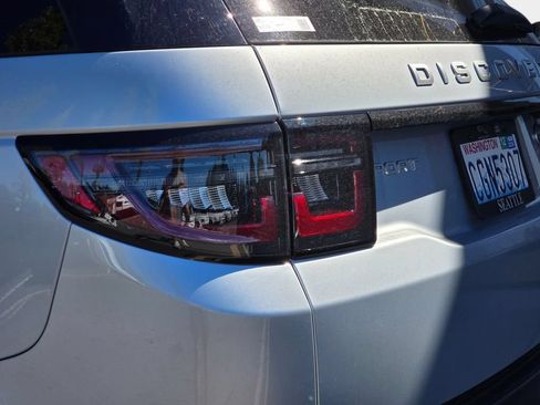Used 2022 Land Rover Discovery Sport SE AWD/4WD image 38