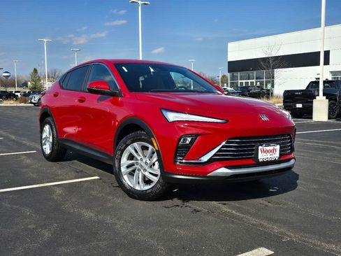 New 2026 Buick Envista Preferred image 2