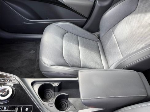 Certified 2023 Kia Niro Wave FWD image 14