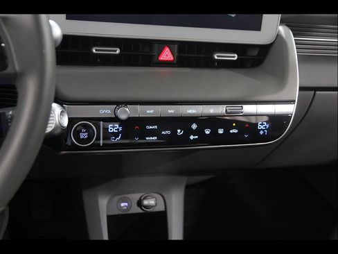 Certified 2024 Hyundai Ioniq 5 SEL RWD image 15