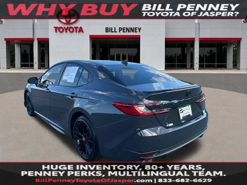Used 2026 Toyota Camry SE FWD image 3