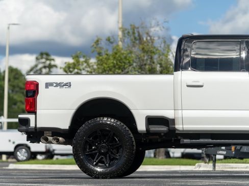 Used 2025 Ford F350 Lariat w/ Black Appearance Package AWD/4WD image 6