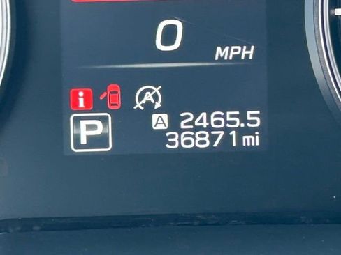 Used 2025 Subaru Outback Premium image 20