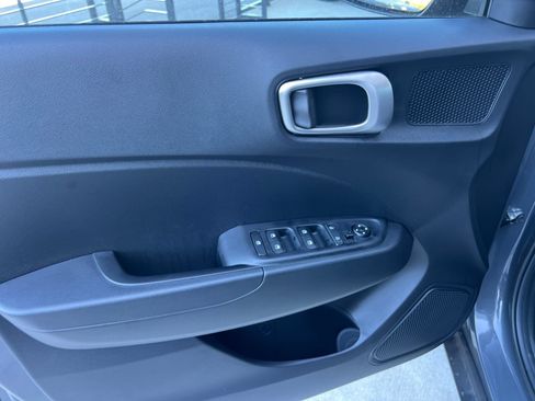 Certified 2026 Hyundai Venue SEL FWD image 10