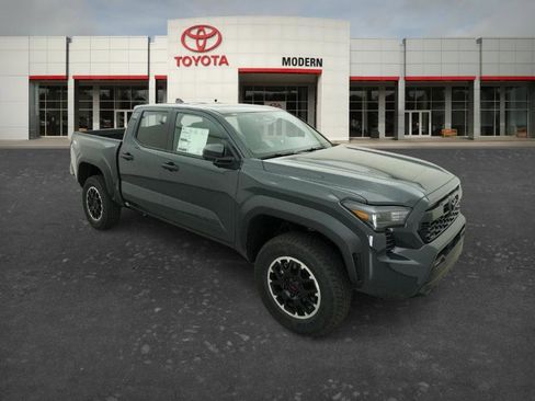 New 2026 Toyota Tacoma TRD Off-Road AWD/4WD image 12