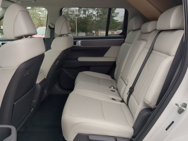 Used 2024 Hyundai Santa Fe SEL FWD image 14