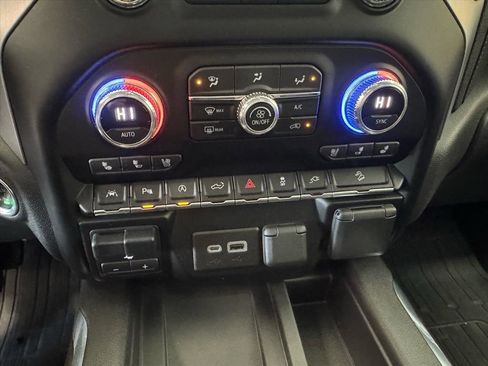 Certified 2021 GMC Sierra 1500 SLT w/ SLT Premium Plus Package image 21