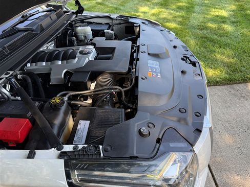 Used 2016 Cadillac Escalade Premium AWD/4WD image 81