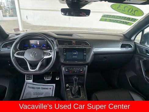 Used 2023 Volkswagen Tiguan SE R-Line FWD image 12