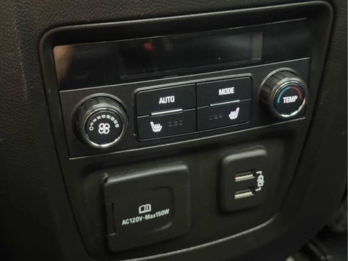 Used 2021 Buick Enclave Avenir image 32