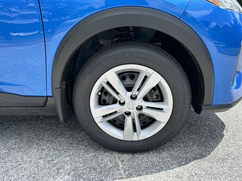 New 2025 Nissan Kicks Play S image 12