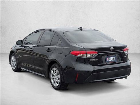 Used 2021 Toyota Corolla LE image 7