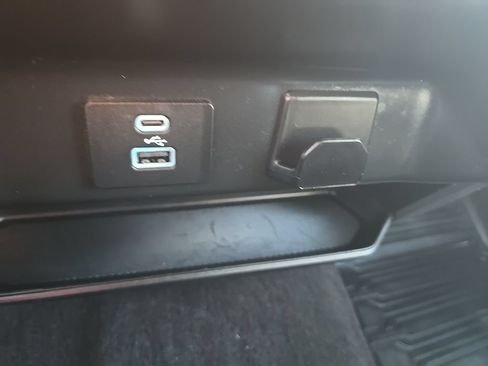Used 2022 Ford F150 Lariat AWD/4WD image 20