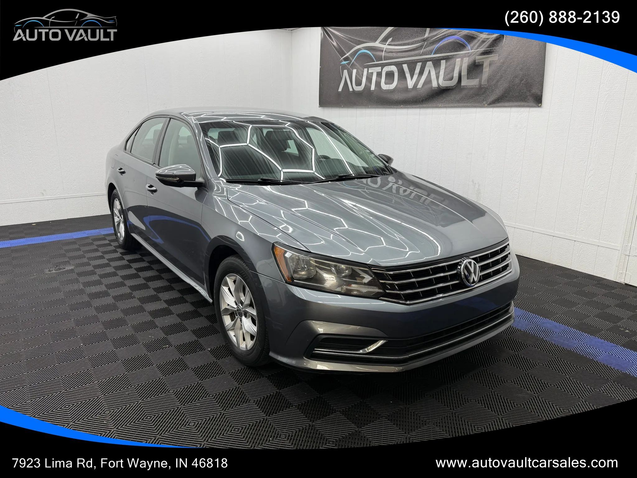 Used 2018 Volkswagen Passat 2.0T FWD image 1