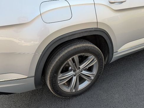 Used 2019 Volkswagen Atlas SEL R-Line AWD/4WD image 26
