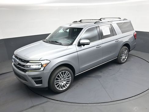 Used 2023 Ford Expedition Max Limited AWD/4WD image 38