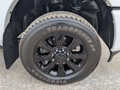 Used 2024 RAM 3500 Limited image 9