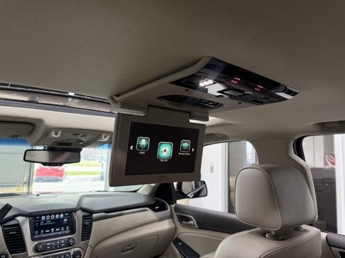 Used 2019 GMC Yukon Denali w/ Denali Ultimate Black Edition AWD/4WD image 5