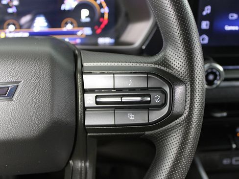 Used 2024 Chevrolet Colorado Trail Boss w/ Technology Package AWD/4WD image 21
