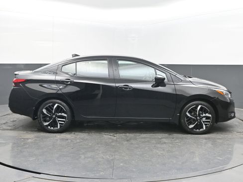 New 2025 Nissan Versa SR w/ Trunk Package image 8