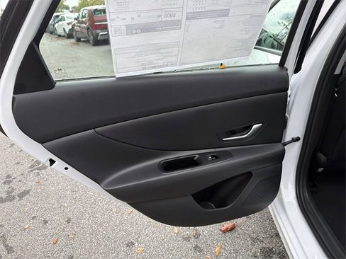 New 2026 Hyundai Elantra Blue image 20