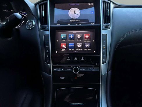 Used 2017 INFINITI Q60 2.0t w/ Moonroof Package image 39