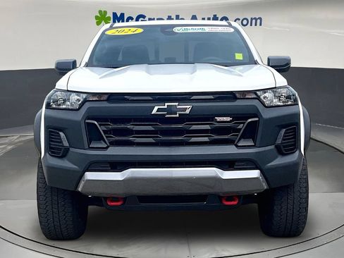 Used 2024 Chevrolet Colorado Trail Boss AWD/4WD image 2
