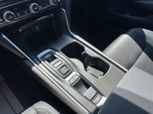 Used 2020 Honda Accord Sport image 15