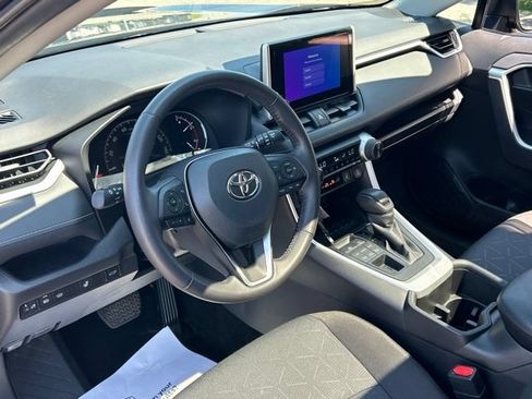Used 2025 Toyota RAV4 XLE w/ Convenience Package AWD/4WD image 22