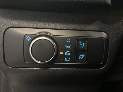 Used 2025 Ford Escape ST-Line image 16