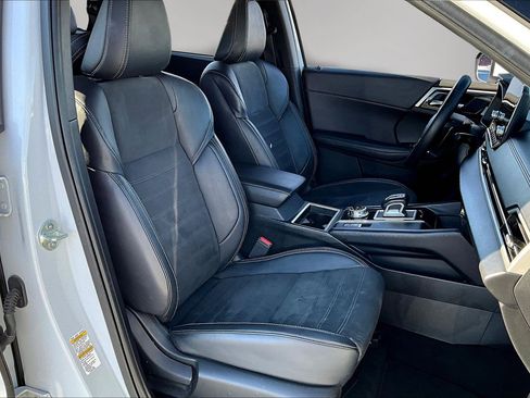 Used 2024 Mitsubishi Outlander SE image 30