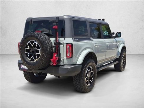 Used 2024 Ford Bronco Outer Banks AWD/4WD image 5